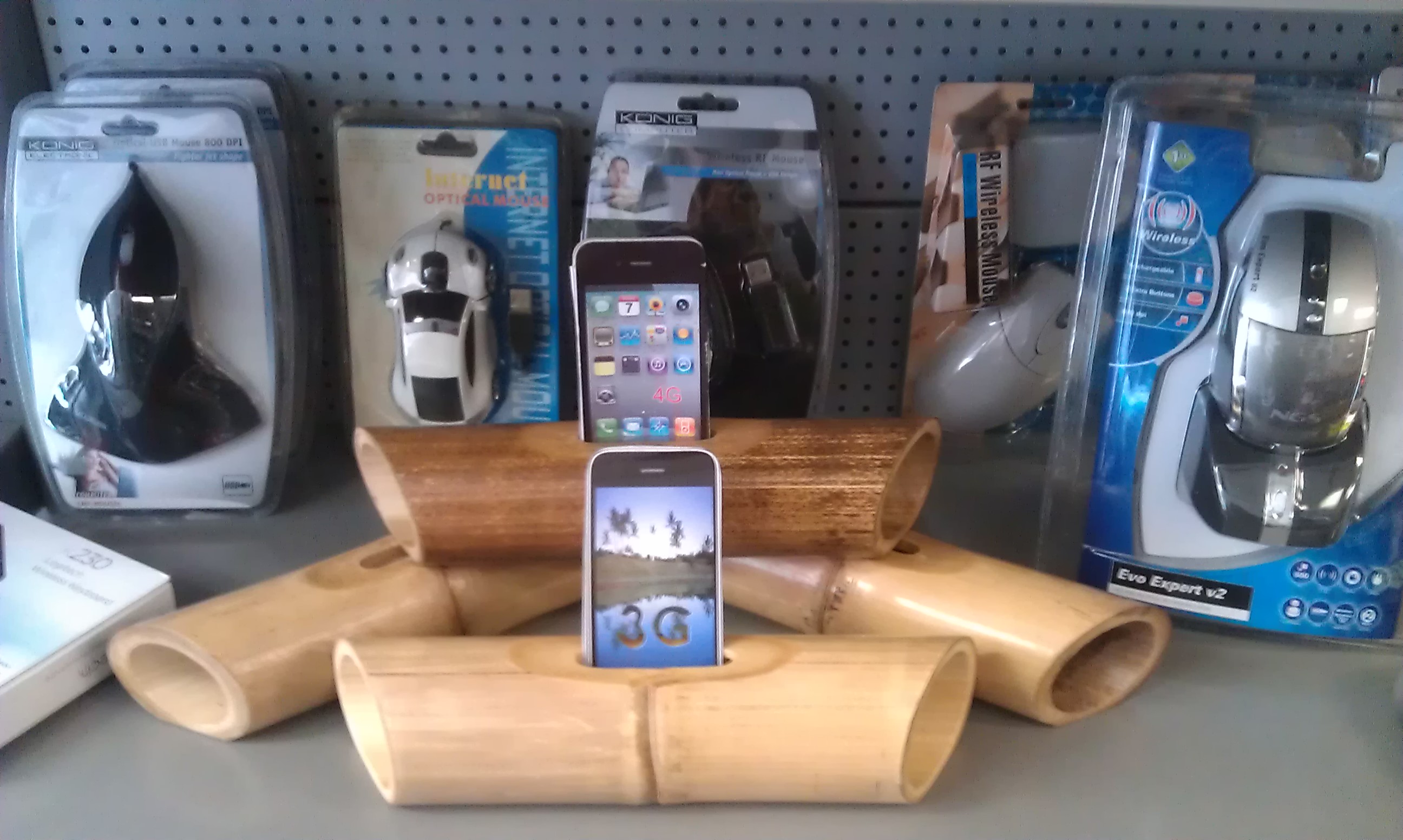 Bamboo iPhone Speaker Sound Booster